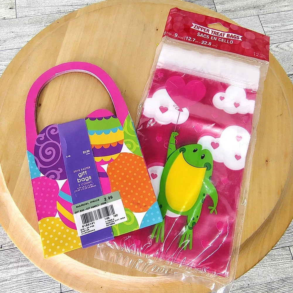 Easter Gift Bags &‎ Treat Bags 2018 Cut Handle Egg Design Party Favors